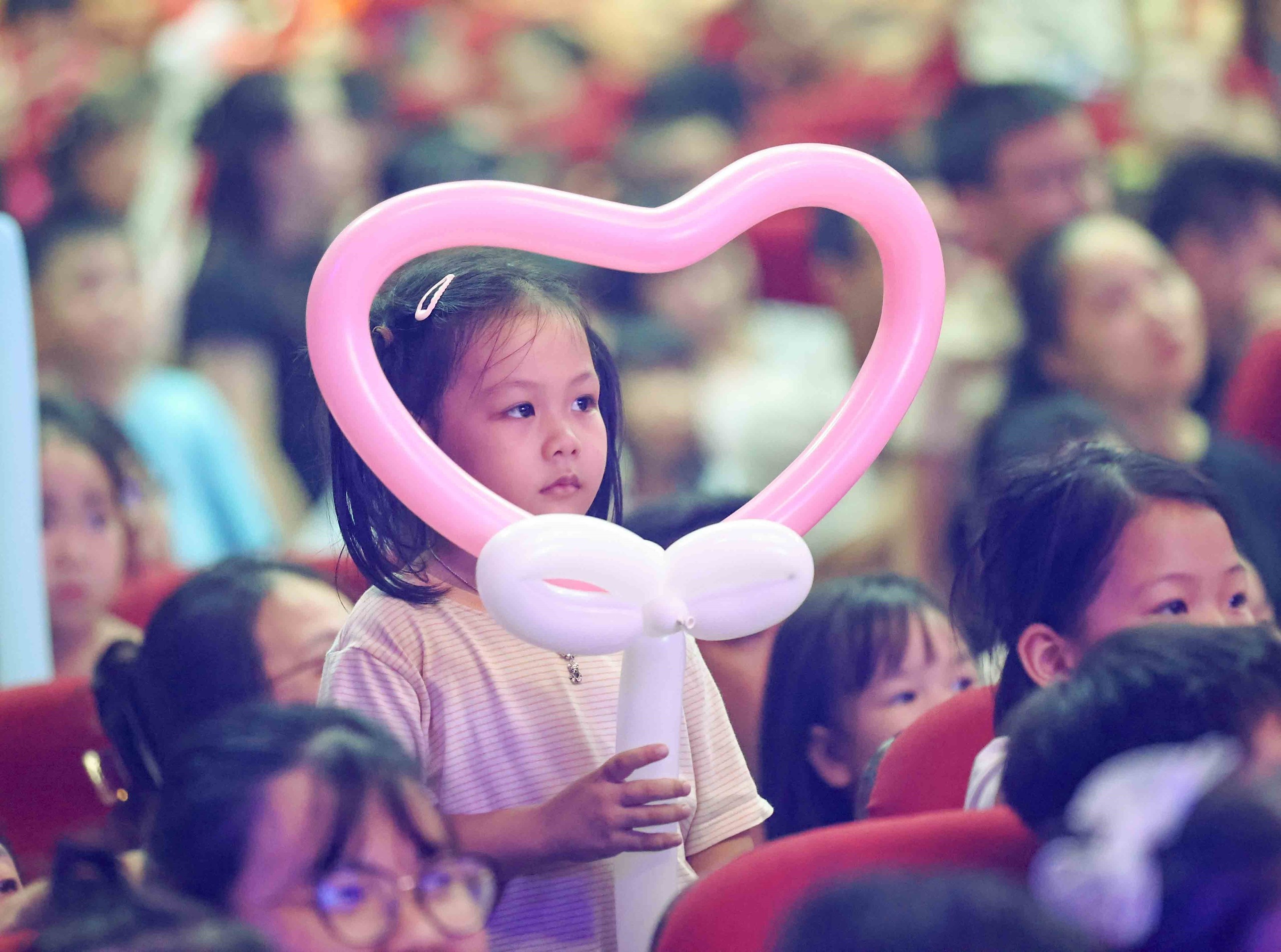 Chương trình nghệ thuật “Trăng rằm tỏa sáng - Thắp sáng tương lai” - Ảnh 2. Chương trình nghệ thuật “Trăng rằm tỏa sáng - Thắp sáng tương lai” - Ảnh 2.