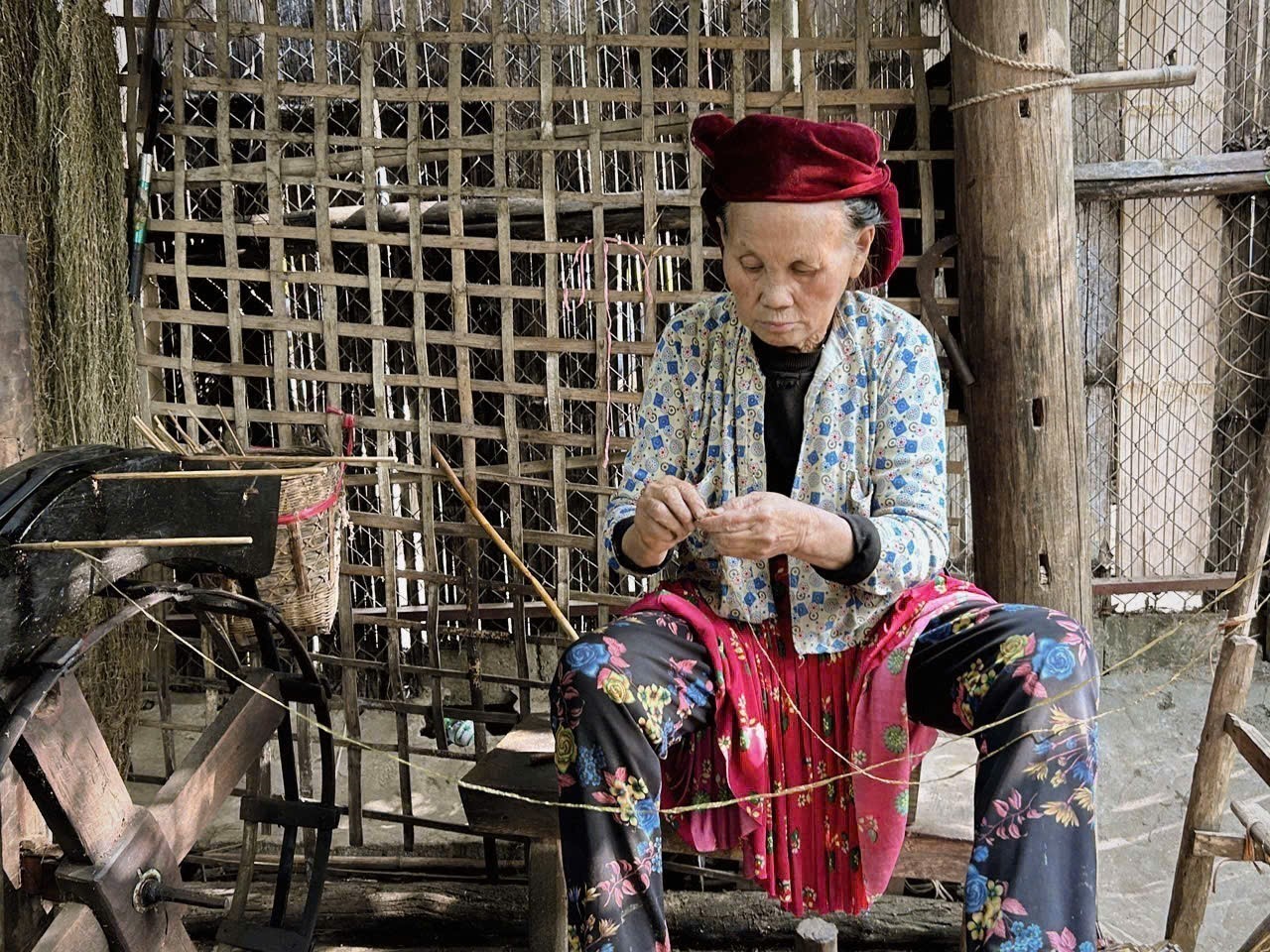 Làng dệt Lùng Tám
