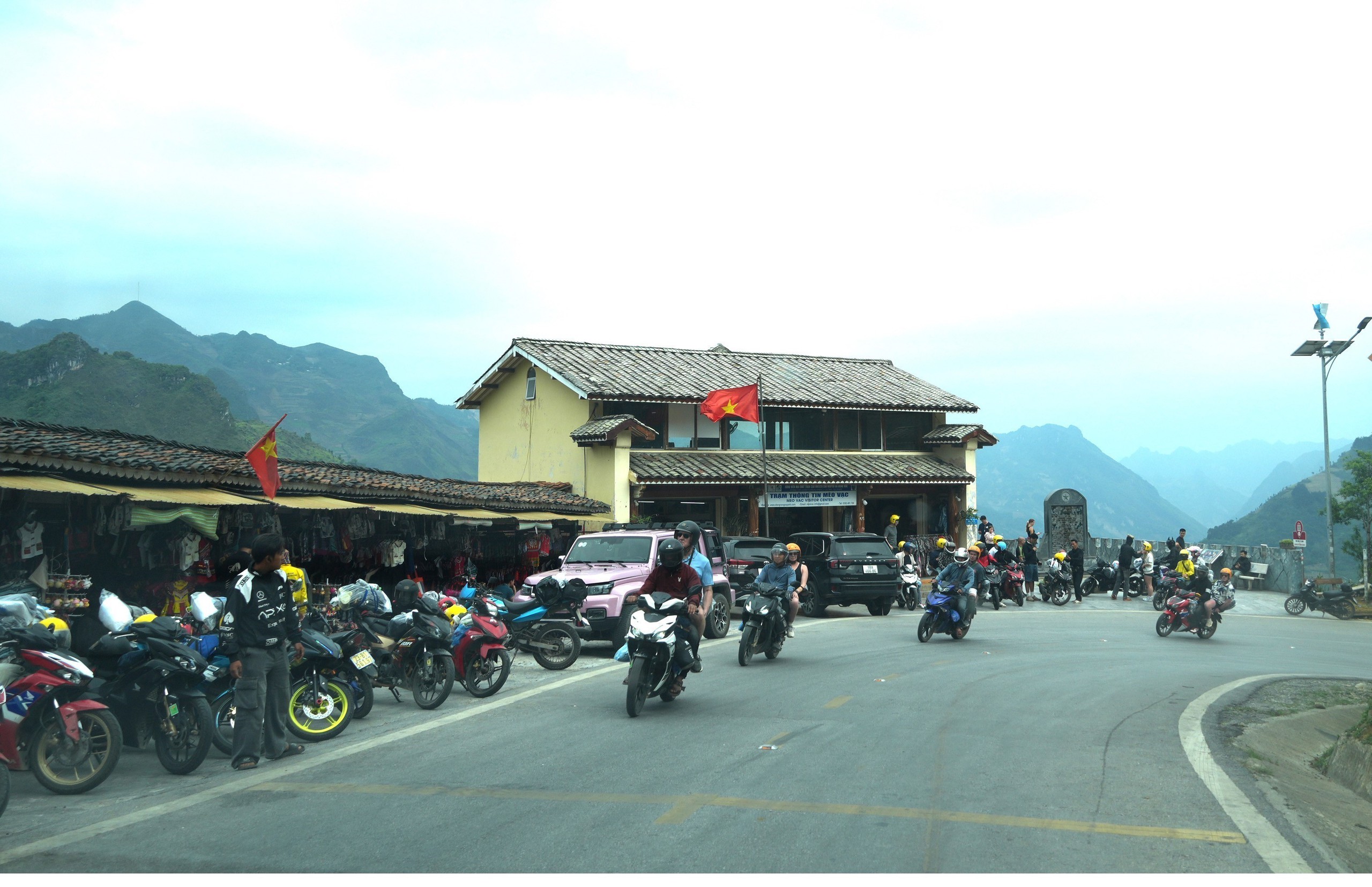 Trải nghiệm du lịch cao nguyên đá