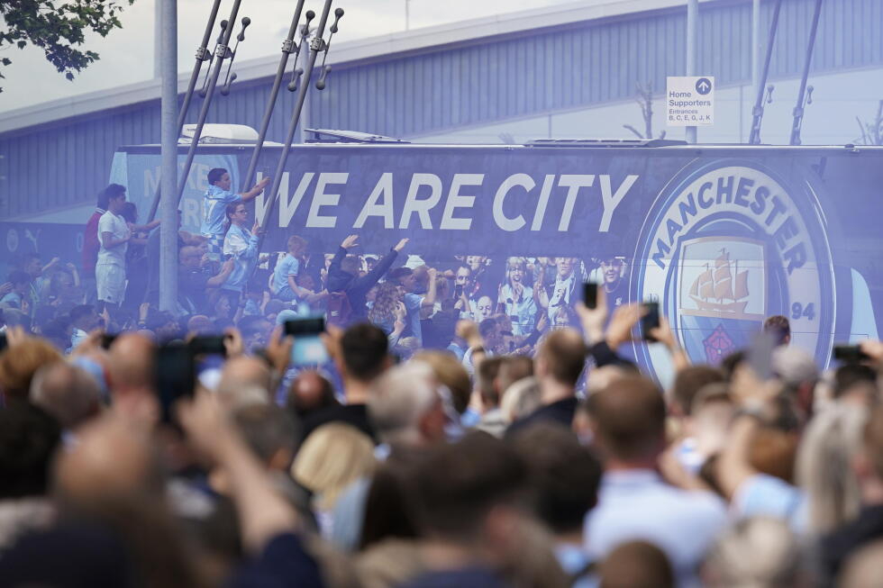Thời kỳ hoàng kim của Man City có đáng bị đặt dấu hỏi? - Ảnh 1. Thời kỳ hoàng kim của Man City có đáng bị đặt dấu hỏi? - Ảnh 1.