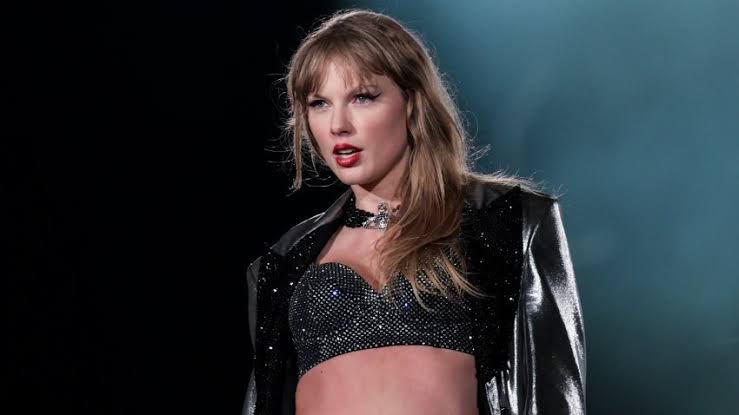 MTV VMA 2026: Taylor Swift trở thành nghệ sĩ được trao nhiều giải nhất lịch sử - Ảnh 3. MTV VMA 2026: Taylor Swift trở thành nghệ sĩ được trao nhiều giải nhất lịch sử - Ảnh 3.