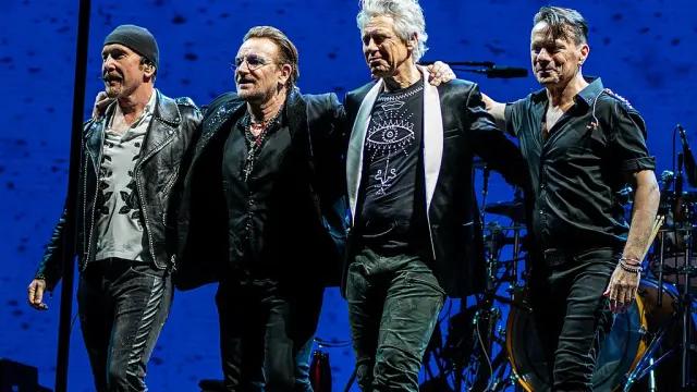 U2 trở về trường cũ, viết tiếp câu chuyện 50 năm bằng âm nhạc - Ảnh 4. U2 trở về trường cũ, viết tiếp câu chuyện 50 năm bằng âm nhạc - Ảnh 4.