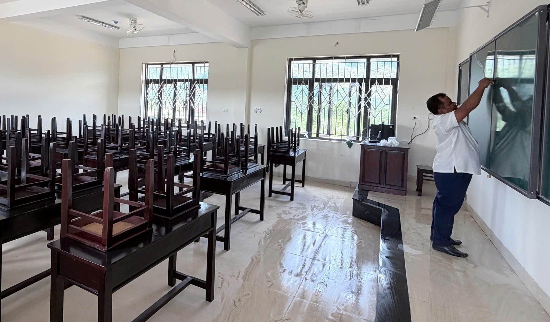 Trường nội trú liên cấp tại A Lưới - ảnh 5