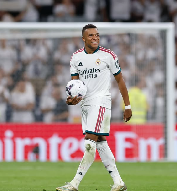 Kylian Mbappe bị đưa vào danh sách mục tiêu bắt cóc của một băng nhóm tội phạm tại Pháp - Ảnh 1.