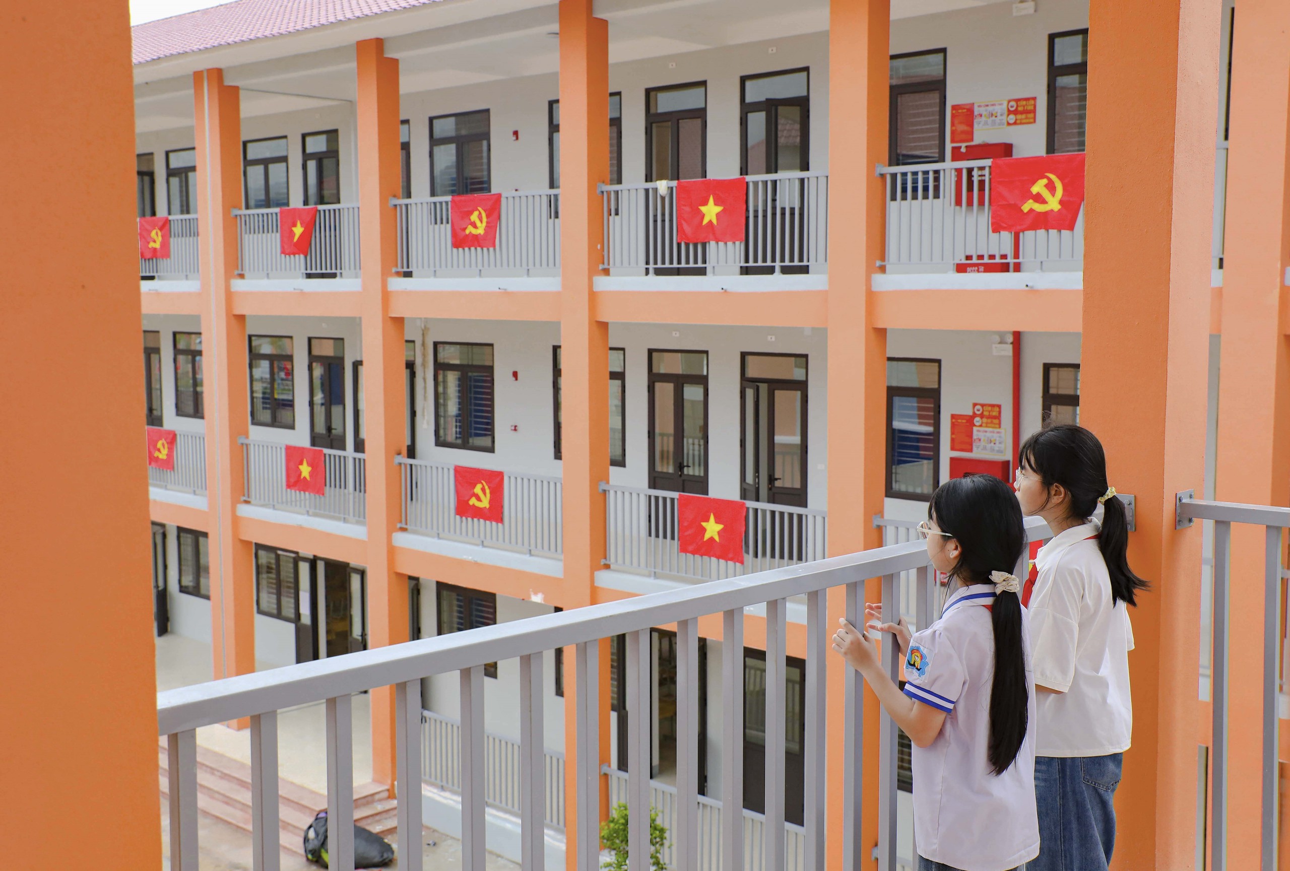 Trường Sam Mứn - ảnh 12