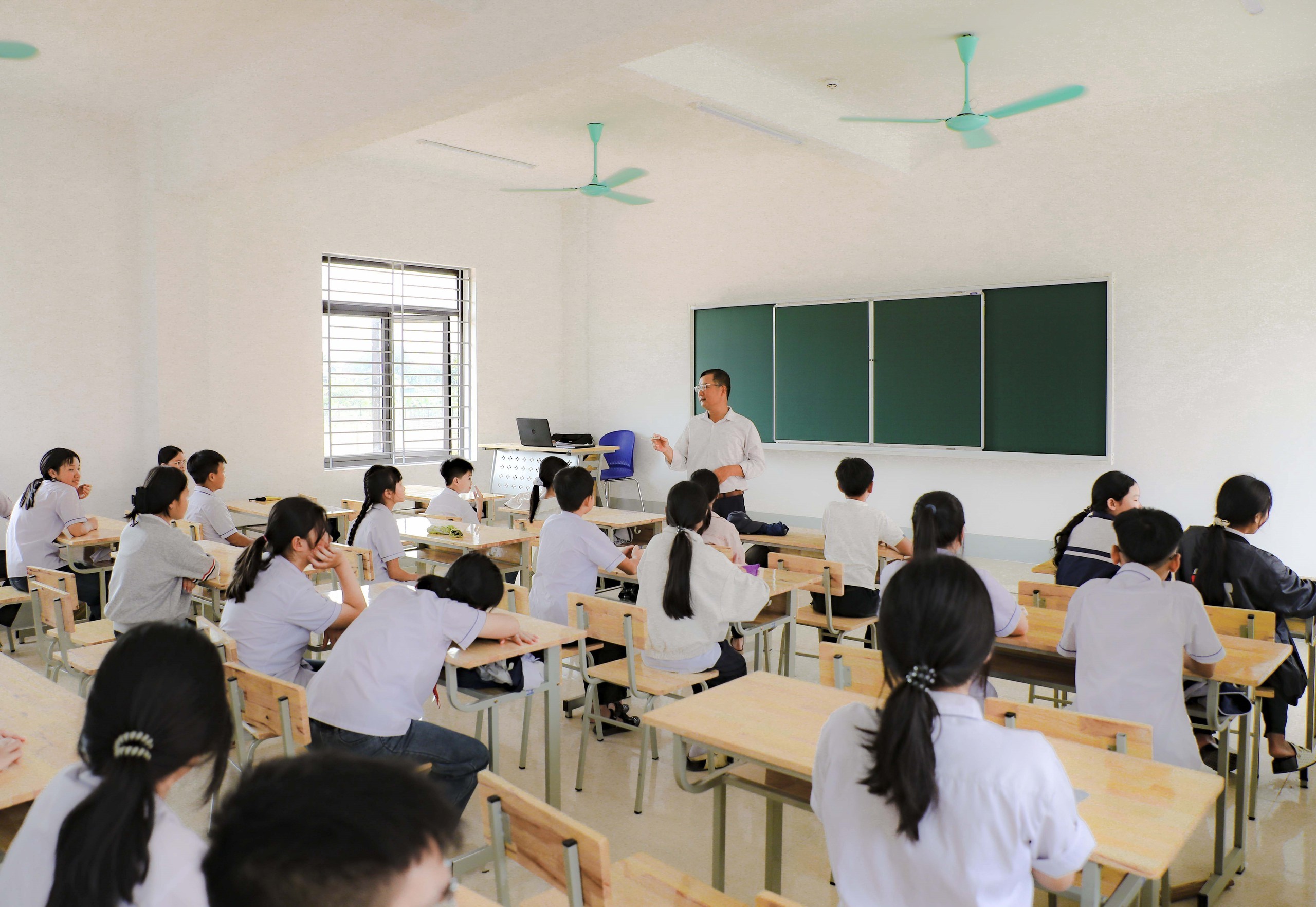 Trường Sam Mứn - ảnh 15