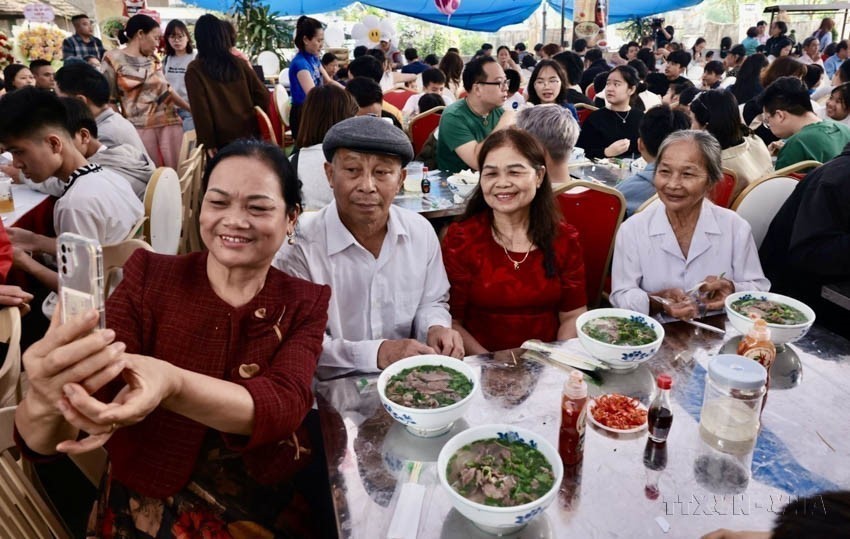 Người cao tuổi Việt Nam