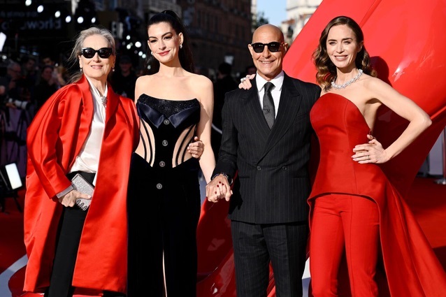 "Tủ đồ" The Devil Wears Prada 2 lên sàn đấu giá: Khi thời trang bước ra khỏi màn ảnh để làm việc thiện - Ảnh 10. "Tủ đồ" The Devil Wears Prada 2 lên sàn đấu giá: Khi thời trang bước ra khỏi màn ảnh để làm việc thiện - Ảnh 10.