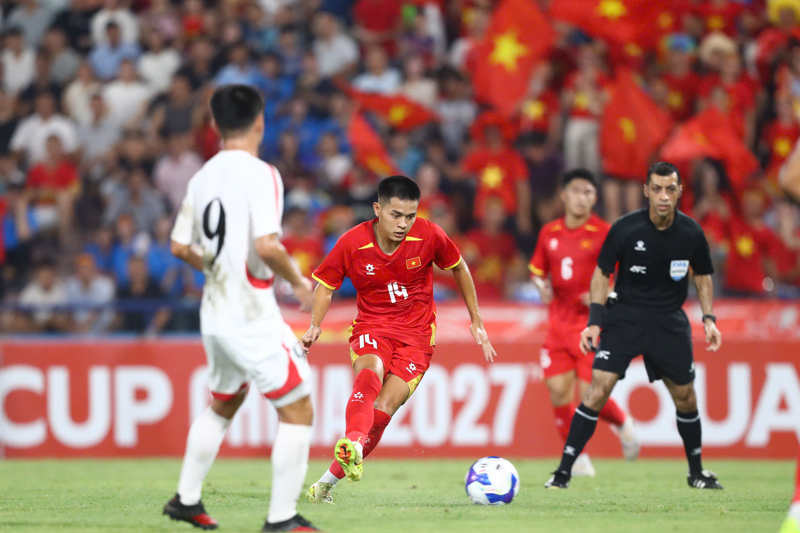 Tin nóng bóng đá Việt hôm nay 5/9: U20 Việt Nam quyết tâm trước trận gặp U20 Iran; Duy Mạnh cập nhật tình hình chấn thương tại Mỹ - Ảnh 1.