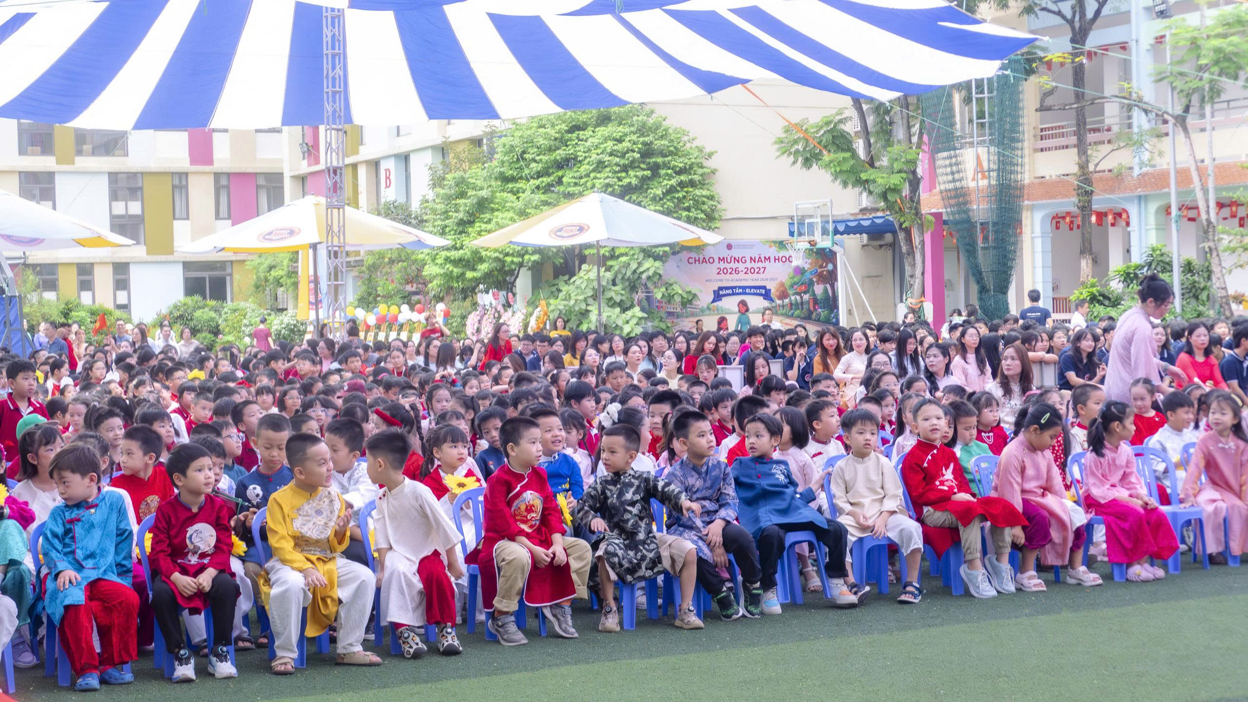 Công nghệ dẫn dắt tương lai, học sinh dẫn dắt chính mình tại Alfred Nobel - Ảnh 2.