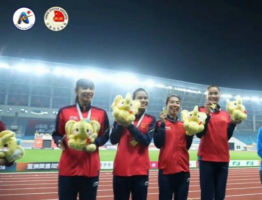 Tin nóng thể thao tối 5/9: LĐBĐ Thái Lan hé lộ "thủ tục" đầu tiên trước khi nhập tịch cầu thủ - Ảnh 3. Tin nóng thể thao tối 5/9: LĐBĐ Thái Lan hé lộ "thủ tục" đầu tiên trước khi nhập tịch cầu thủ - Ảnh 3.