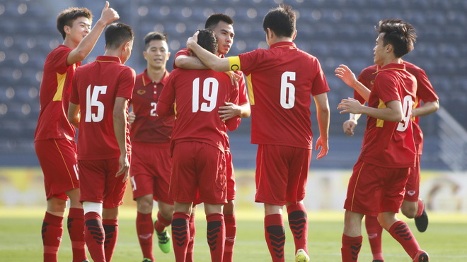 Video bàn thắng U23 Việt Nam 2-3 Ulsan Hyundai: Hiệp 2 bùng nổ