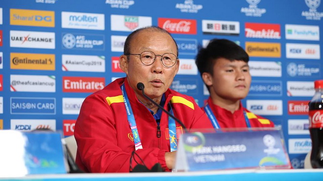 HLV Park Hang Seo trở lại Việt Nam, kịp dự khán V-League 2019