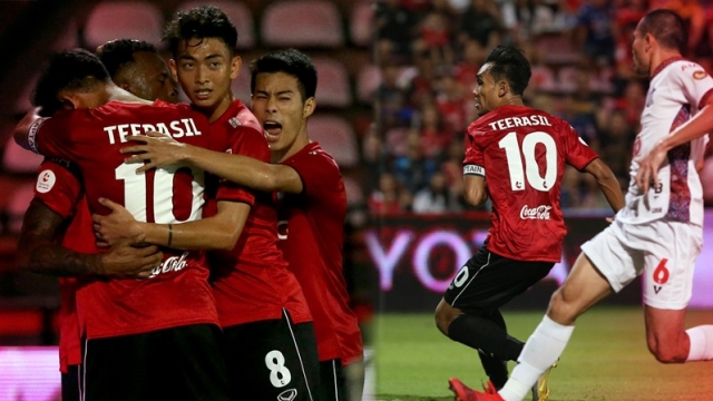 Văn Lâm và VAR mang chiến thắng về cho Muangthong United