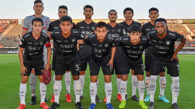 Xem trực tiếp Chainat Hornbill vs Muangthong United: Văn Lâm chờ sạch lưới