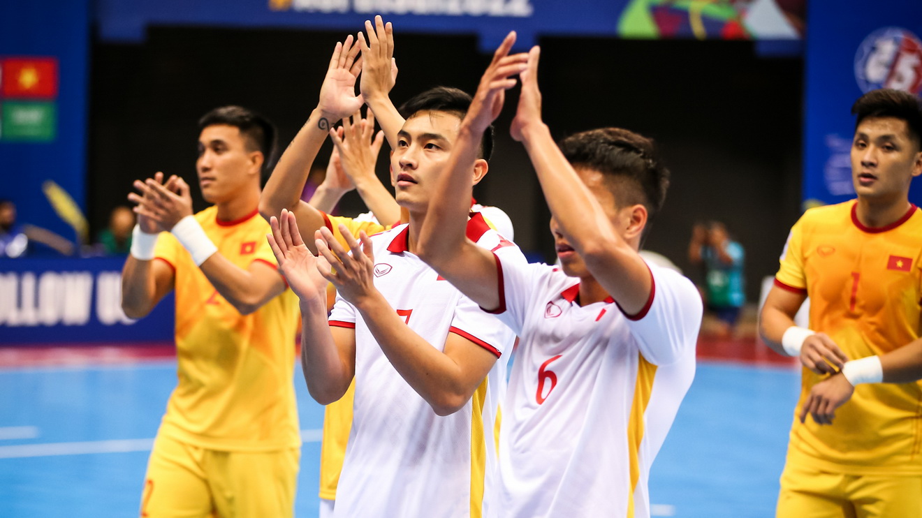 ‘Futsal Việt Nam dồn sức cho trận gặp Iran’