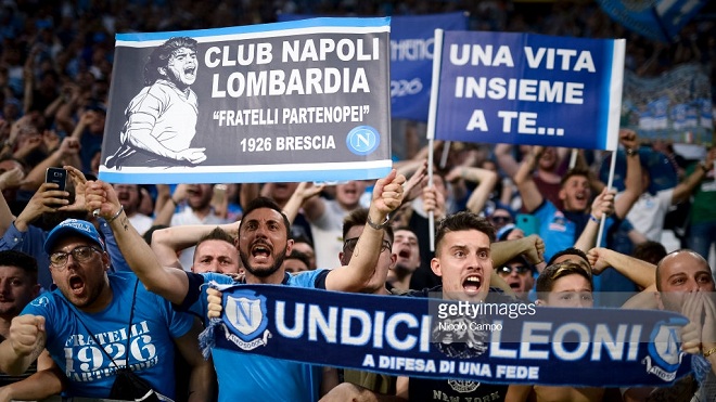 Thắng Juve, Napoli đổ ra đường ăn mừng như thể đã vô địch Serie A