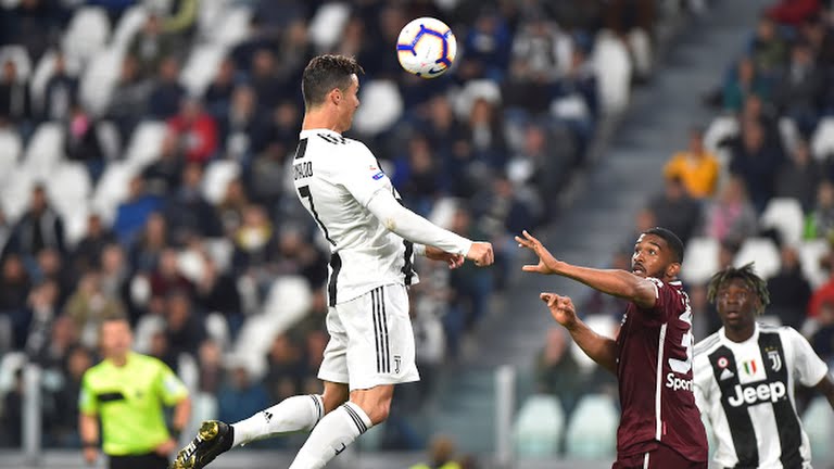 Juventus 1-1 Torino: Ronaldo lại giải cứu ‘Bà đầm già’