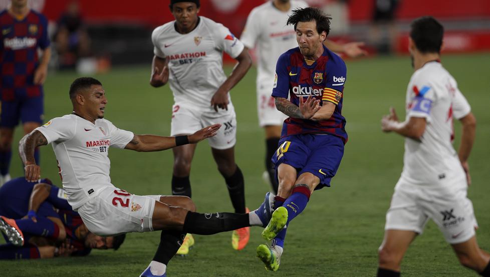 Barcelona: Messi dính đầy sẹo sau pha va chạm với cầu thủ Sevilla