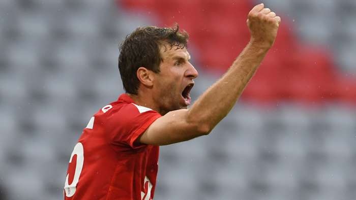 Thomas Mueller lập kỷ lục giành nhiều danh hiệu nhất lịch sử bóng đá Đức