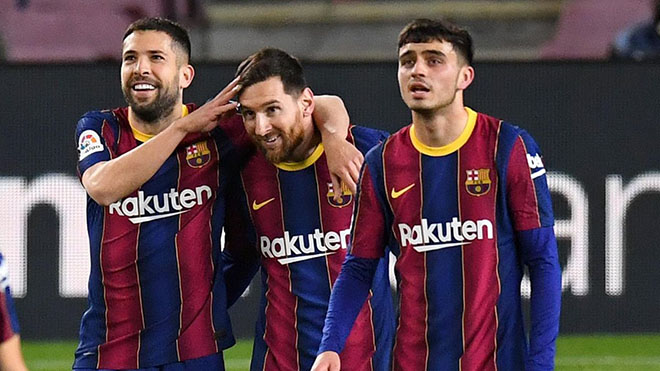Barcelona 4-1 Huesca: Messi lập cú đúp, Barca phả hơi nóng vào gáy Atletico