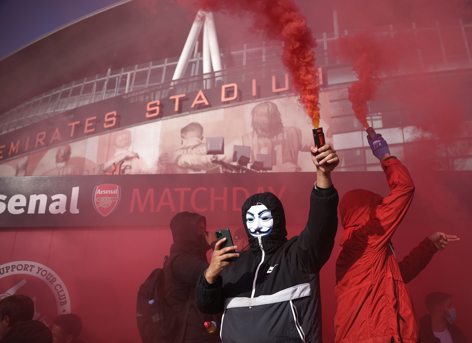 Bong da, bóng đá hôm nay, kết quả bóng đá Anh, Arsenal 0-1 Everton, MU, Liverpool, chuyển nhượng bóng đá, tin bóng đá, lịch thi đấu bóng đá hôm nay, tin tức MU