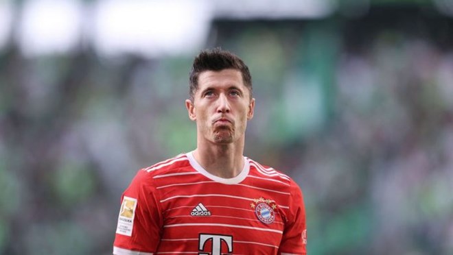Bóng đá hôm nay 25/6: MU gặp khó trong chuyển nhượng, Bayern ra giá bán Lewandowski