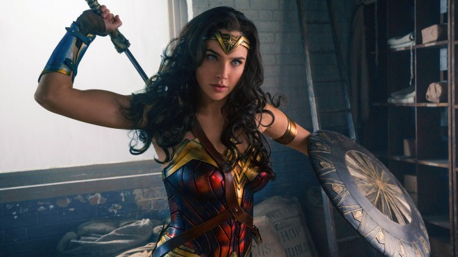 'Bom tấn' đang gây sốt 'Wonder Woman': Gal Gadot 'thoát xác' khỏi hình ảnh hoa hậu