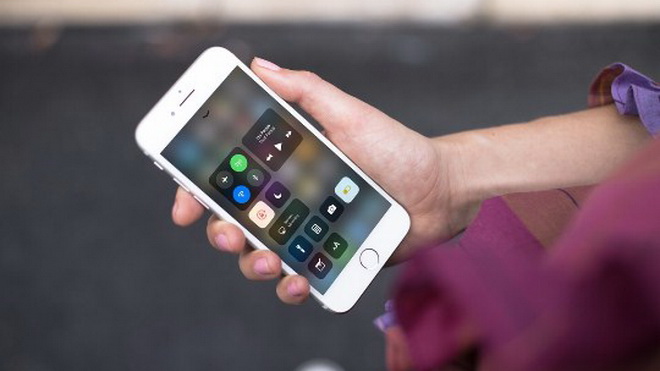 Apple tiết lộ về iOS 11, tương lai của điện thoại iPhone