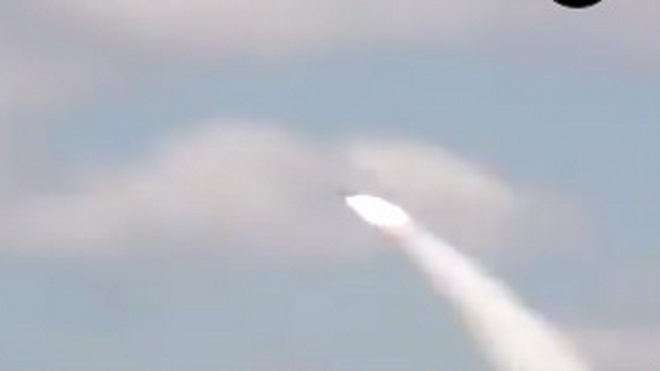 Xem tên lửa Tor-M2 ‘bách phát bách trúng’ mục tiêu là máy bay chiến thuật