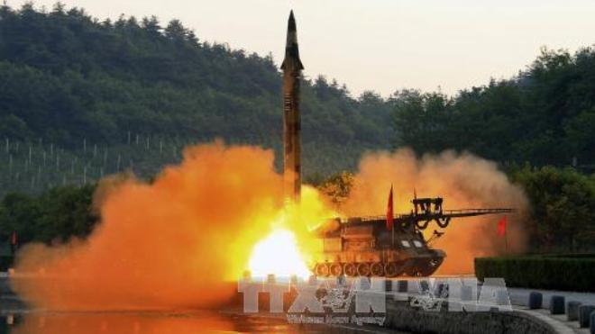'Trả đũa' Tổng thống Trump, Triều Tiên dọa phóng tên lửa vào đảo Guam