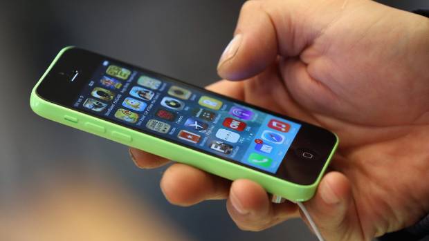 Apple có mất nghìn tỷ đô la vì cố tình 'bóp chết' iPhone đời cũ?
