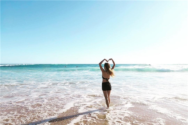 Vợ mặc bikini