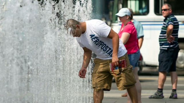 Nắng nóng 45 độ C tại Canada: Số người chết đang tăng mạnh đáng sợ