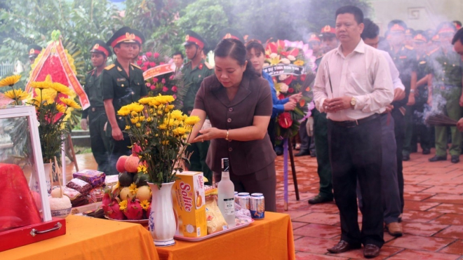 Kỷ niệm 71 năm Ngày Thương binh - Liệt sỹ: Truy điệu, an táng 21 hài cốt liệt sỹ tại Sa Thầy, Kon Tum 