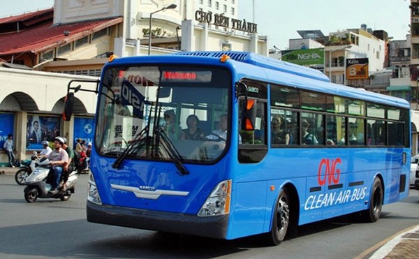 Hà Nội: 3 xe buýt ‘sạch’ đầu tiên sẽ chính thức ‘chạy’ từ 1/8