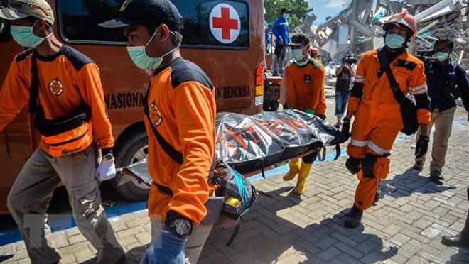 Động đất, sóng thần tại Indonesia: Số người thiệt mạng lên tới gần 1.250 người