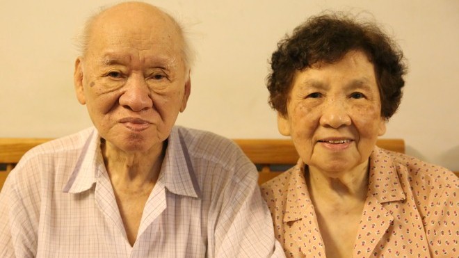 'Hồi ức tình yêu' của vợ chồng nhà văn Vũ Tú Nam: Qua 'đám cưới vàng' nhiều năm, vẫn chưa có giấy kết hôn