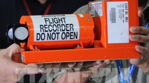 Hộp đen máy bay rơi tại Indonesia được tìm thấy là thiết bị lưu dữ liệu chuyến bay 