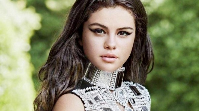 Selena Gomez: Danh vọng không khỏa lấp được chuyện đời