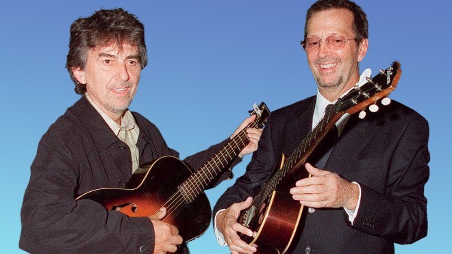 Ca khúc 'While My Guitar Gently Weeps': Eric Clapton và cây guitar 'rớm lệ' của George Harrison