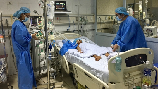 Lần đầu tiên tại Việt Nam: Hai bệnh nhân nhận gan từ người hiến chết não