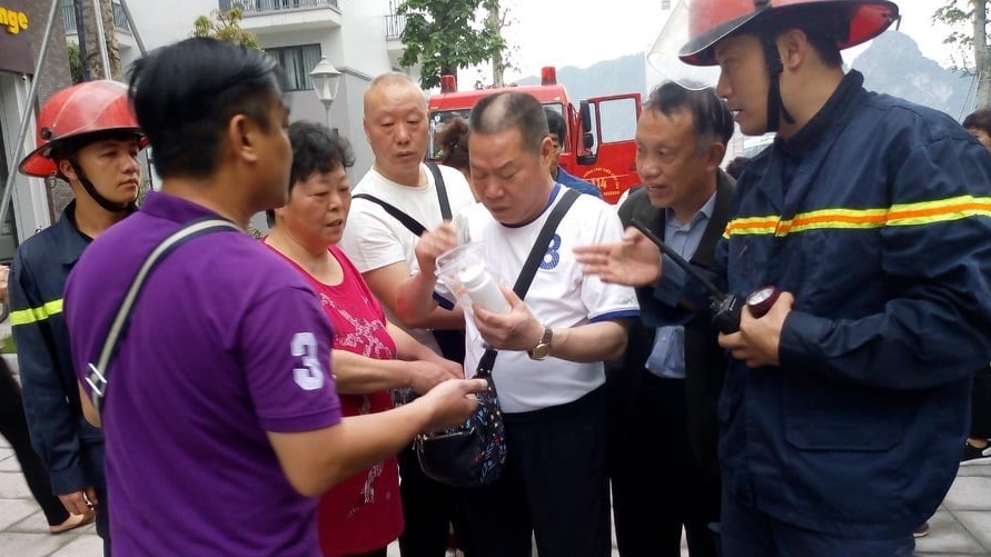 Giải cứu năm du khách Trung Quốc trong vụ cháy khách sạn
