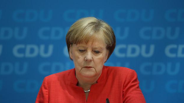 Thủ tướng Đức Merkel tuyên bố nghỉ hưu sau khi kết thúc nhiệm kỳ