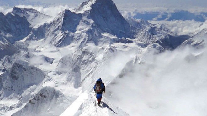 Nhà leo núi người Nepal lập kỷ lục 24 lần chinh phục 'nóc nhà của thế giới' Everest