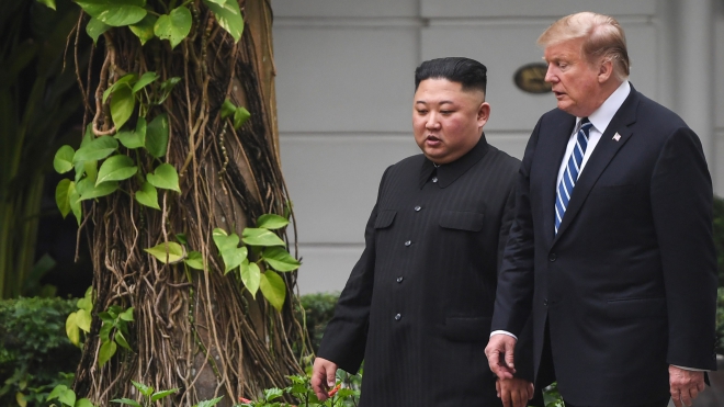 Tổng thống Trump nhận thư từ nhà lãnh đạo Triều Tiên Kim Jong-un