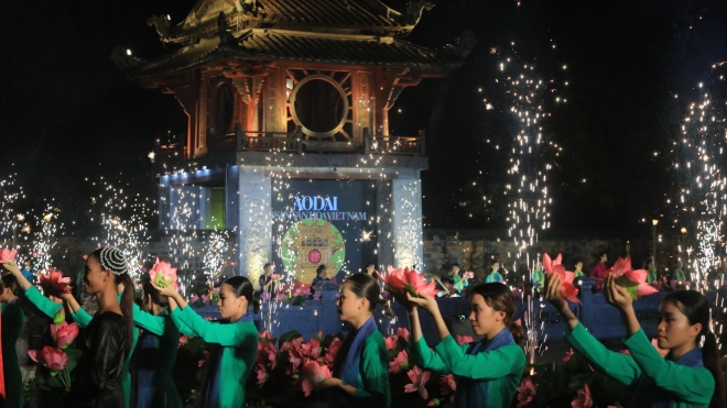 Đặc sắc đêm trình diễn 'Áo dài – Di sản văn hóa Việt Nam'