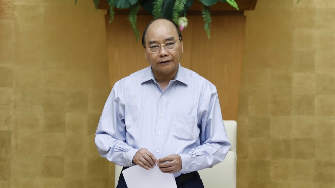 Thủ tướng Nguyễn Xuân Phúc: Dập dịch kiên quyết, điều trị tích cực và đảm bảo an toàn cho kỳ thi tốt nghiệp THPT