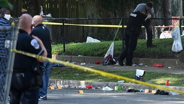 Cảnh sát Mỹ nổ súng vào kẻ có vũ trang bên ngoài Nhà Trắng