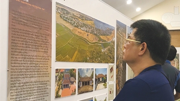 Góc nhìn 365: Dùng dằng làng cổ